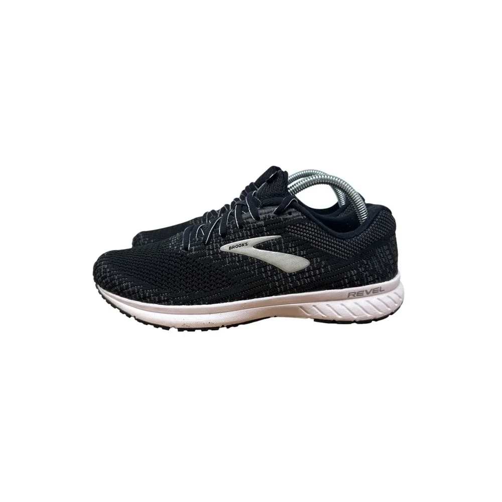 Brooks Revel 3 Running Shoes Womens 9.5 Black White Knit Sneakers 1203021B012